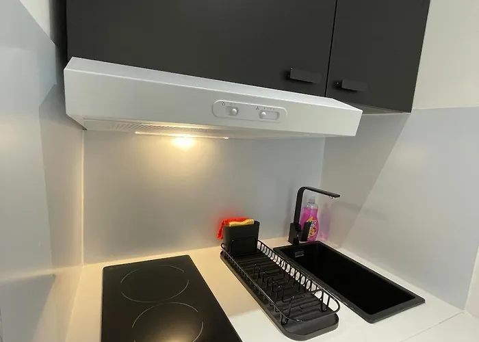 Moonpink - Basel - Airport - Highquality Apartamento