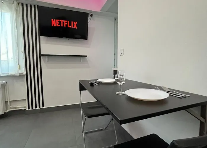 Moonpink - Basel - Airport - Highquality Apartamento Saint-Louis (Haut-Rhin)