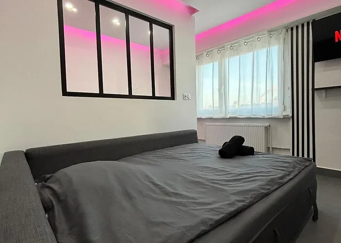 Moonpink - Basel - Airport - Highquality Apartamento *