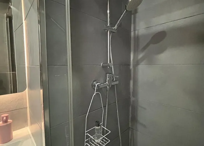 Moonpink - Basel - Airport - Highquality Apartamento *